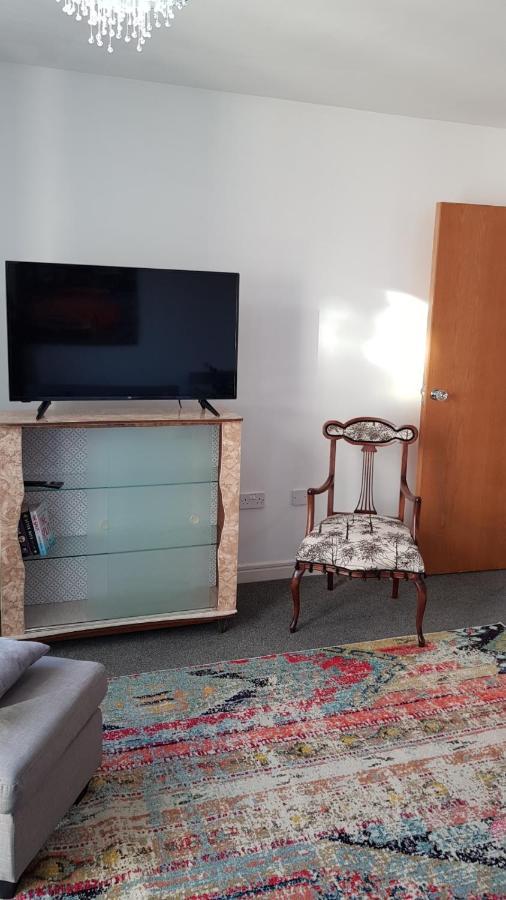 City Centre 1 Bed Apartment With Free On Site Parking With Cctv By Lets Relocations Birmingham Extérieur photo
